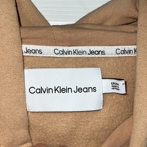 Calvin Klein hoodie - Picture 3 of 3